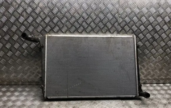 Volkswagen PASSAT B6 Coolant radiator