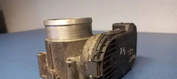 Audi A6 S6 C5 4B Throttle valve 06B133062B