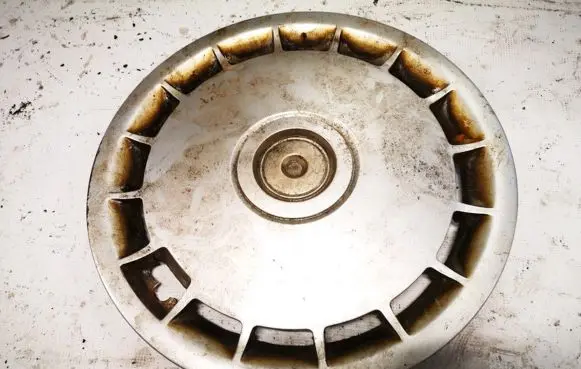 BMW 5 E34 R15 wheel hub/cap/trim 36131129843 36.13-1129843