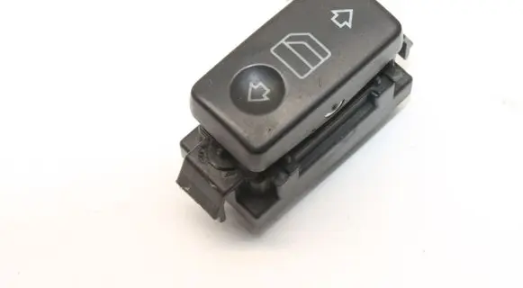 Mercedes-Benz S W220 Electric window control switch A2208213379