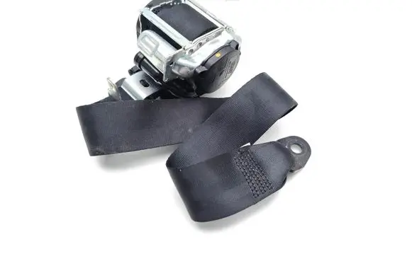 Toyota Avensis T270 Rear seatbelt 73360-05200 630169600D