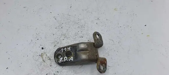 Nissan X-Trail T30 Front door lower hinge NOCODE