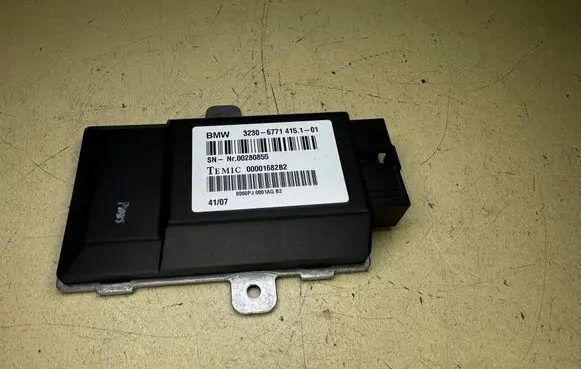 BMW 7 E65 E66 Steering rack control module 6771415 32306771415 67714151