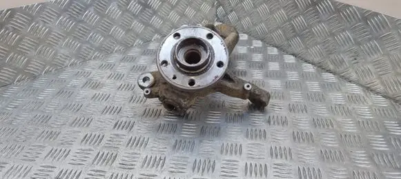 Volvo XC60 Front wheel hub 8G912C300NBA