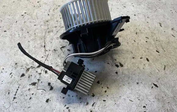 Opel Astra K Heater fan/blower KG087001