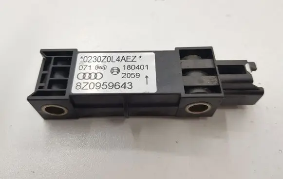 Audi A2 Airbag deployment crash/impact sensor 8Z0959643 1804012059