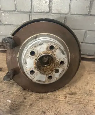 BMW 2 F22 F23 Rear wheel hub