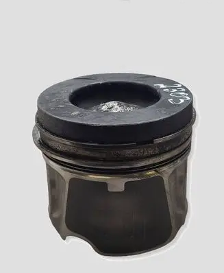 Nissan Qashqai Piston R9M