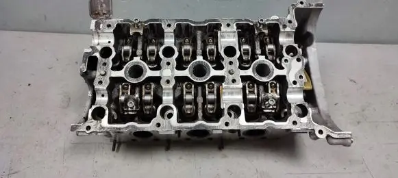 Mercedes-Benz E W211 Engine head R2720162501