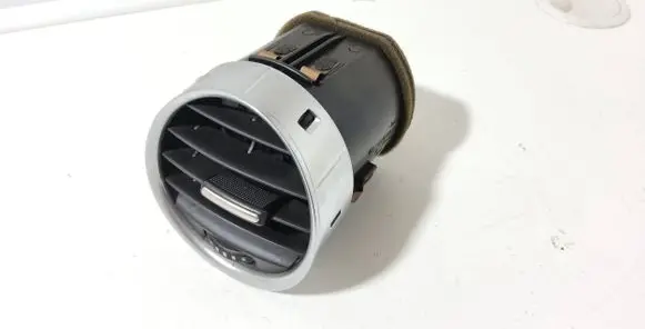 Audi A4 S4 B6 8E 8H Dash center air vent grill 8H0820951D