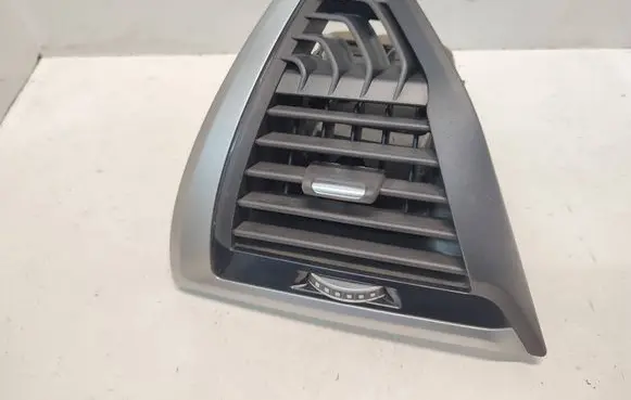 BMW X3 G01 Dashboard side air vent grill/cover trim 9363439 64229363439