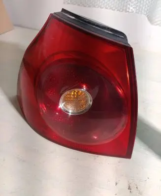 Volkswagen Golf V Rear/tail lights