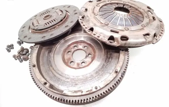 Volkswagen Golf VI Clutch set kit 03C105273K 03C141031F 03C141025M