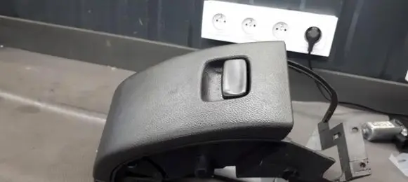 Opel Omega B1 Glove box 09173992