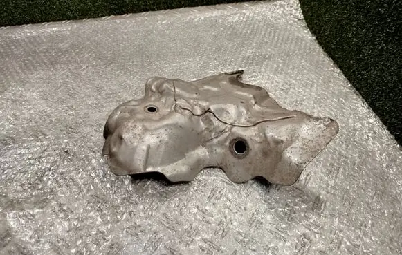 Renault Master III Exhaust heat shield 144505386R