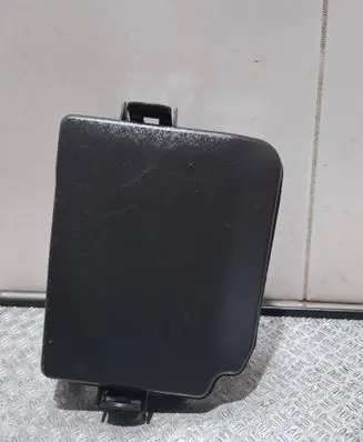 KIA Ceed Fuse box cover 