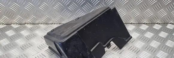 Renault Megane II Fuse box cover 8200356339