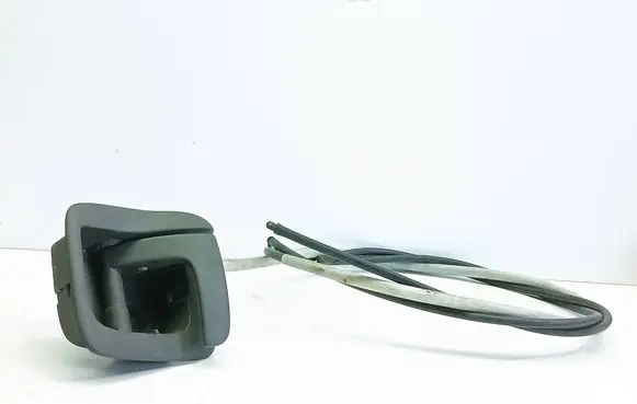 Volvo V70 Engine bonnet (hood) release handle 8650740