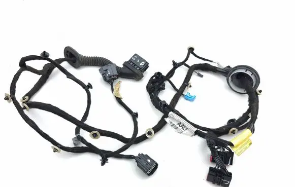 Land Rover Range Rover Evoque L551 Rear door wiring loom K8D214632AAD 50248950000