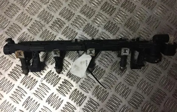 Ford Fiesta Fuel main line pipe VP8A6UAB