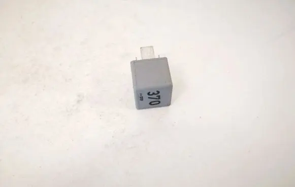 Audi A6 S6 C6 4F Other relay 8d0951253 v2134-j52-x300