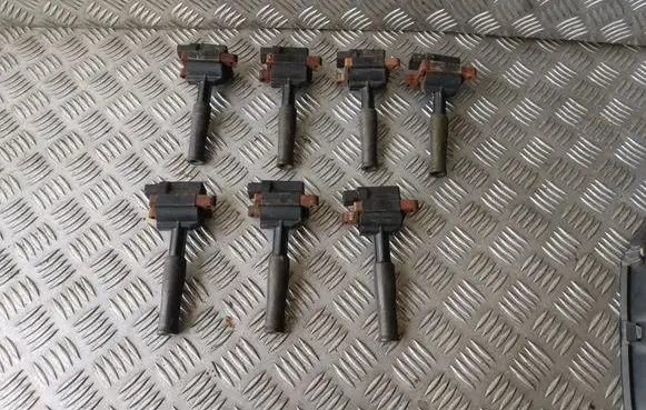 Jaguar XJ X308 High voltage ignition coil XW9312029AB MB0997000260