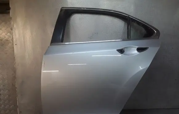 Rear door