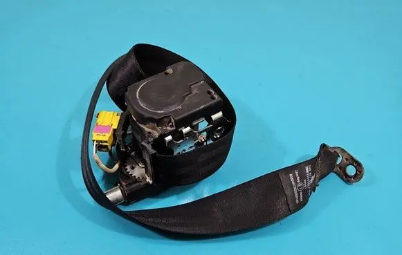 Volkswagen Transporter - Caravelle T5 Front seatbelt 7H0857805F IMPRK1422112