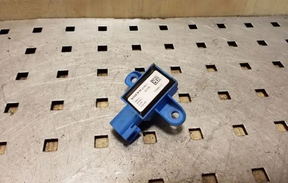 Volvo XC60 Airbag deployment crash/impact sensor 30798511 973580101