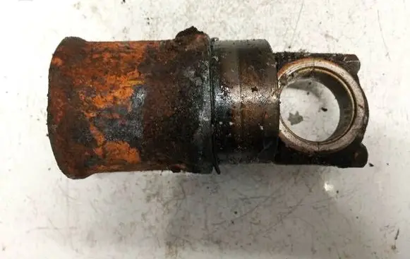Citroen Saxo Piston with connecting rod 