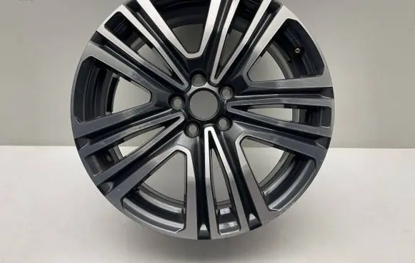 Seat Arona R17 alloy rim 6F9601025A