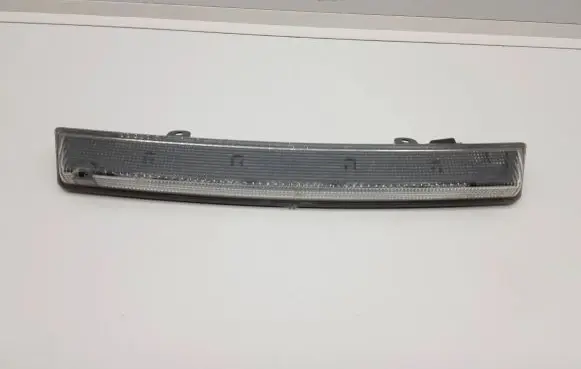 Peugeot 208 Third/center stoplight 9676444380 90039347 9804687380