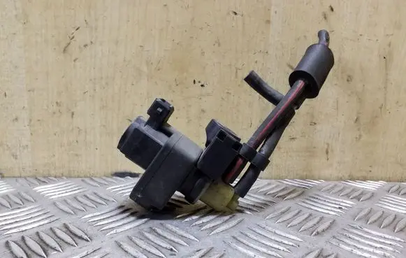 KIA Sportage Turbo solenoid valve 351202A900