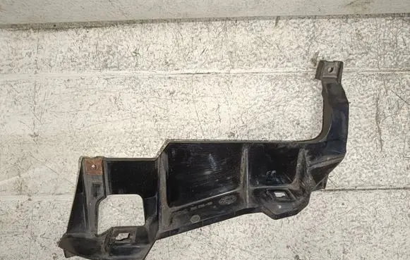BMW 5 E39 Headlight/headlamp mounting bracket 15372400