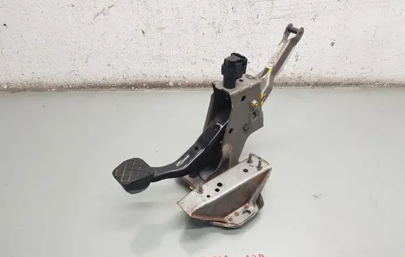 Skoda Fabia Mk2 (5J) Brake pedal 6Q1721058AT