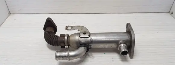 Volvo V50 EGR valve cooler 8653691