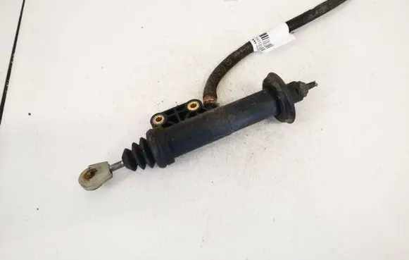 Volkswagen II LT Clutch master cylinder 0002903212