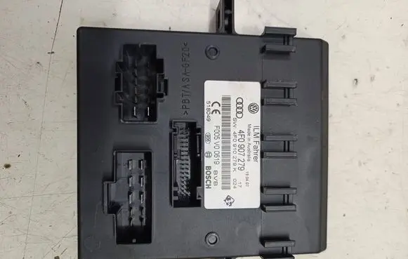 Audi A6 S6 C6 4F Comfort/convenience module 4F0910279K 4F0907279 F005V00619
