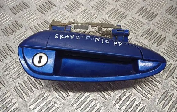 Fiat Grande Punto Front door exterior handle/bracket 