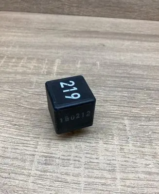 Audi 80 90 S2 B4 Other relay 443951253AA