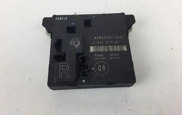 Mercedes-Benz E AMG W211 Door control unit/module 2118201626