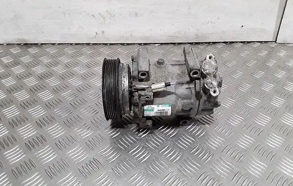 Dacia Duster Air conditioning (A/C) compressor (pump) 926007398R