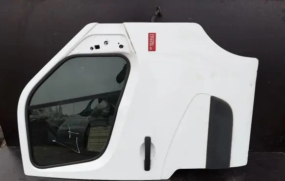 Renault Master III Front door