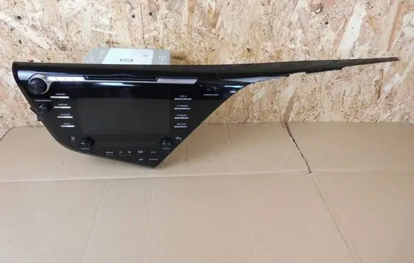 Toyota Camry VIII XV70 Radio/CD/DVD/GPS head unit 8614033D01
