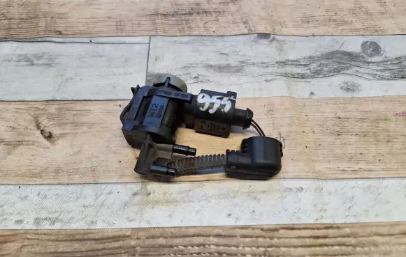 Audi A6 S6 C6 4F Turbo solenoid valve 1J0906283C 1J0906283