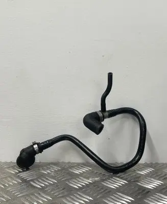 Audi Q5 SQ5 Vacuum line/pipe/hose 8R0611931