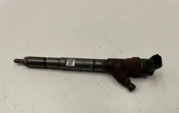KIA Sorento Fuel injector 0445110186