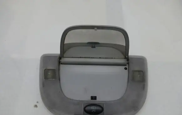 Mercedes-Benz S W220 Rear seat light