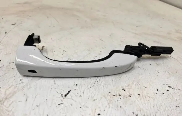 Chrysler 300C Front door exterior handle 4583553907