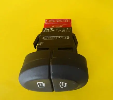 Renault Megane I Windscreen/window heater switch 429997B